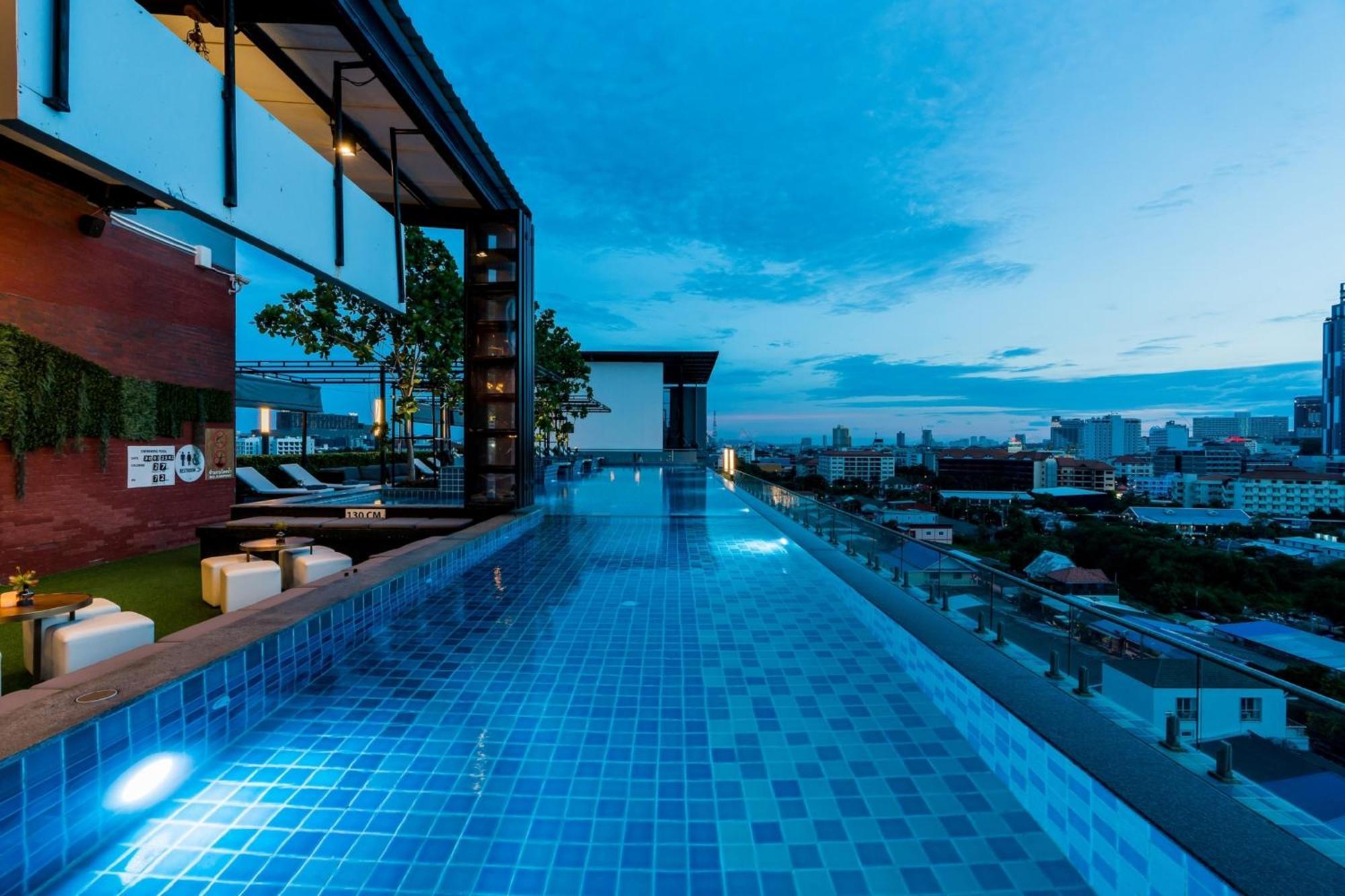 T Pattaya Hotel By Pcl Exterior photo