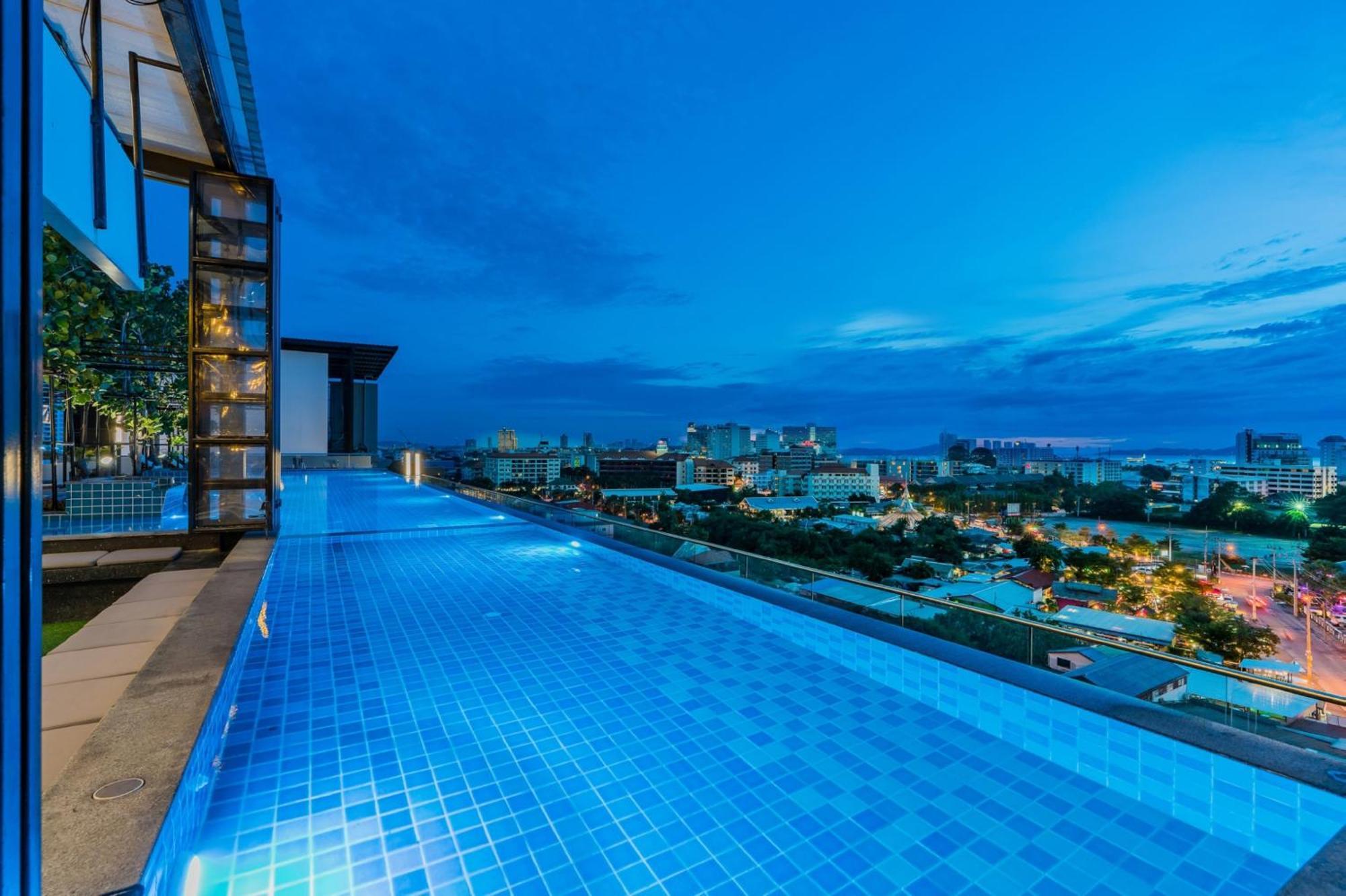 T Pattaya Hotel By Pcl Exterior photo